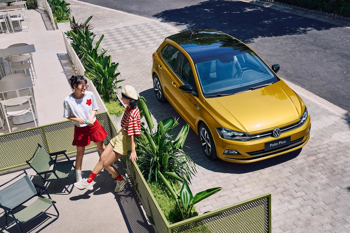 Volkswagen бензиновый автомобиль POLO 1.5L взрослый бензиновый автомобиль Максимальная скорость 185 км / ч Классическая конструкция
