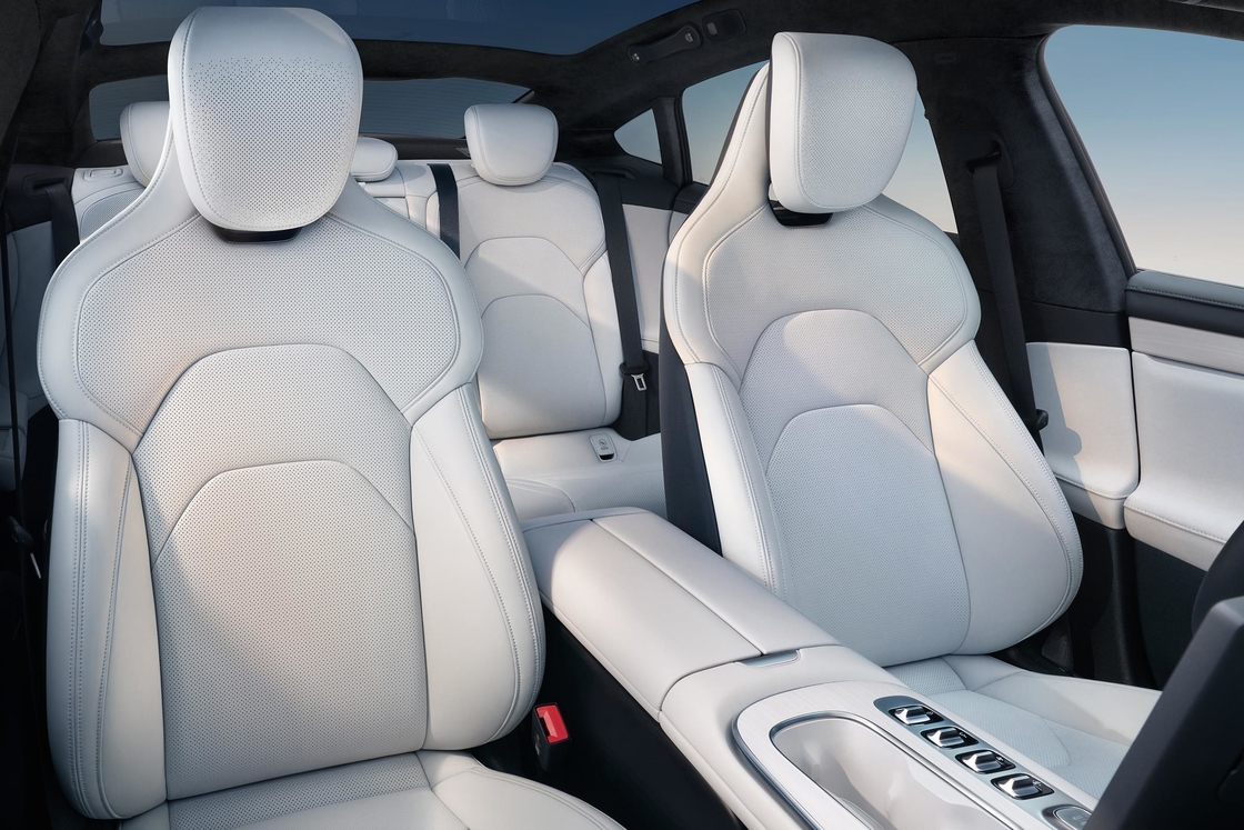 Xiaomi SU7 Sedan AWD Electric Car EV 800km 101kWh PS 495kw/838nm R19 Четырехколесный привод Max LHD Инновационный электромобиль