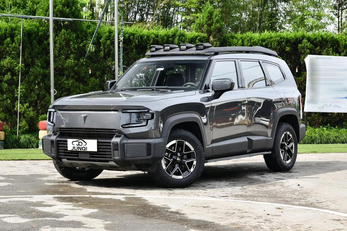 Чанган Шенлан G318 Электрический гибридный внедорожник 4WD Off Road EV Car Новое энергетическое транспортное средство
