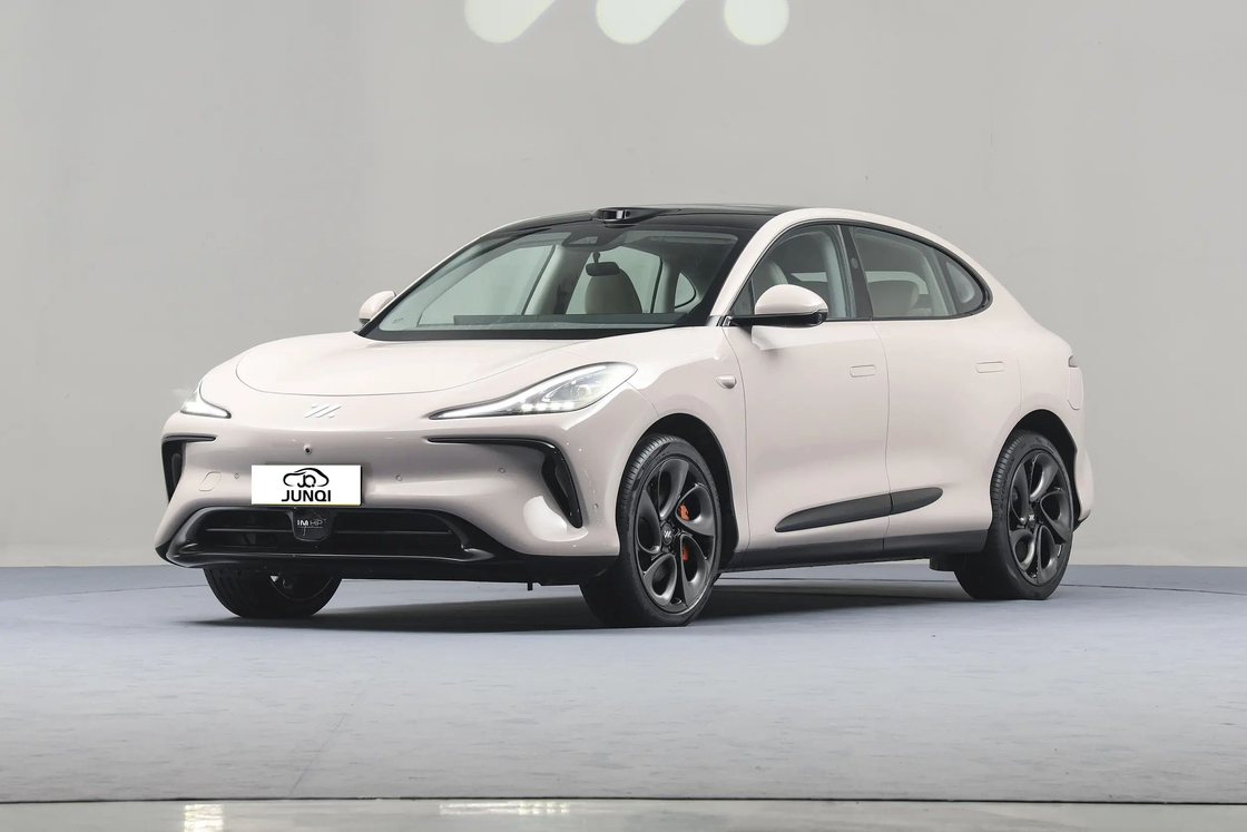 Zhiji IM Electric Car LS6 Sport 4 Door 5 Seat SUV 760 км Дальний пробег Новое энергетическое транспортное средство EV Автомобиль для взрослых