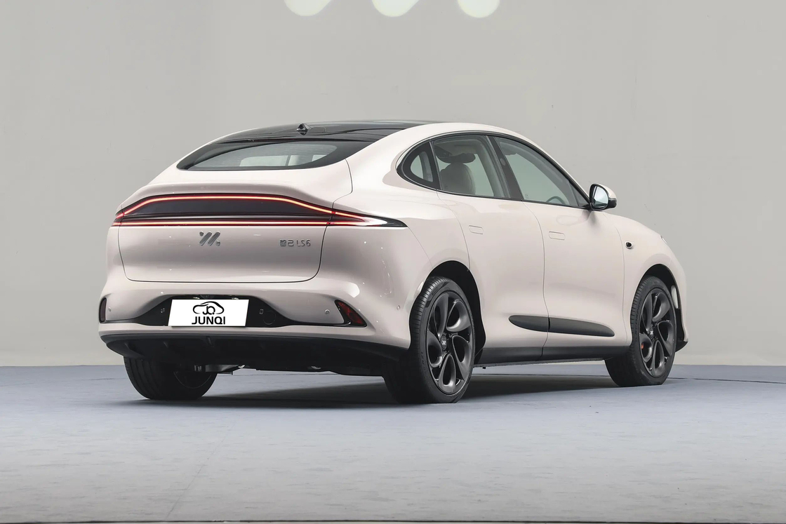 Zhiji LS6 IM Electric Car 4 Door 5 Seat SUV 760 км Дальний пробег Новый энергетический электромобиль