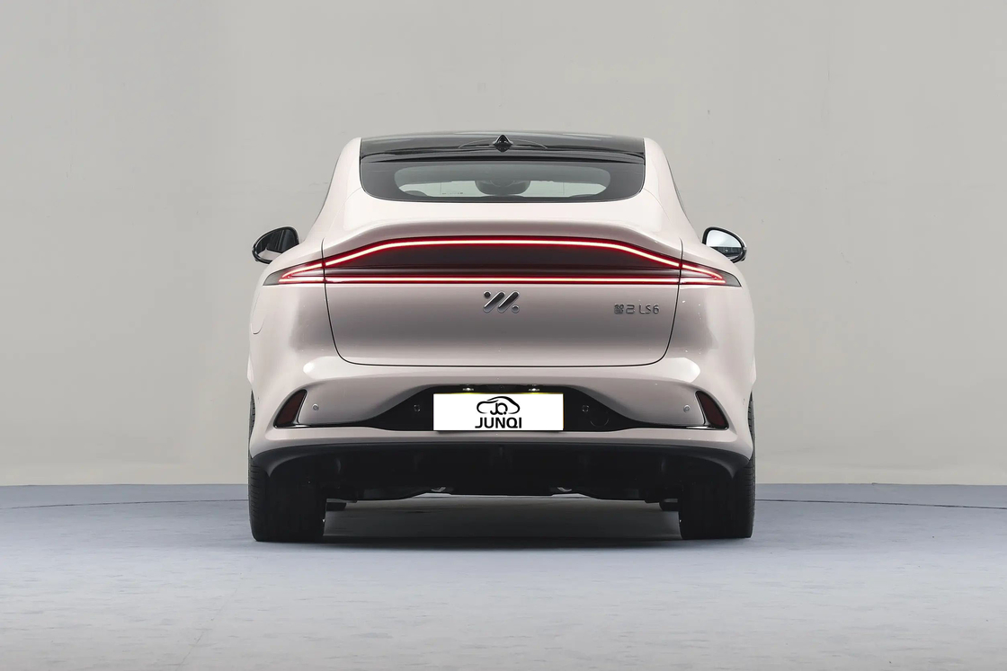 Zhiji IM Electric Car LS6 Sport 4 Door 5 Seat SUV 760 км Дальний пробег Новое энергетическое транспортное средство EV Автомобиль для взрослых