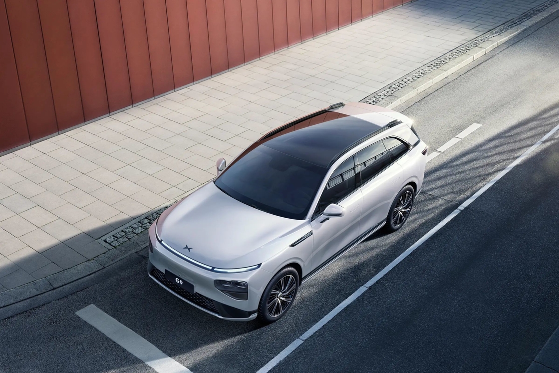 Xpeng G9 SUV Чистый электрический средний по большой 5-дверный 5-местный электрический кроссовер Xiaopeng Electric Car
