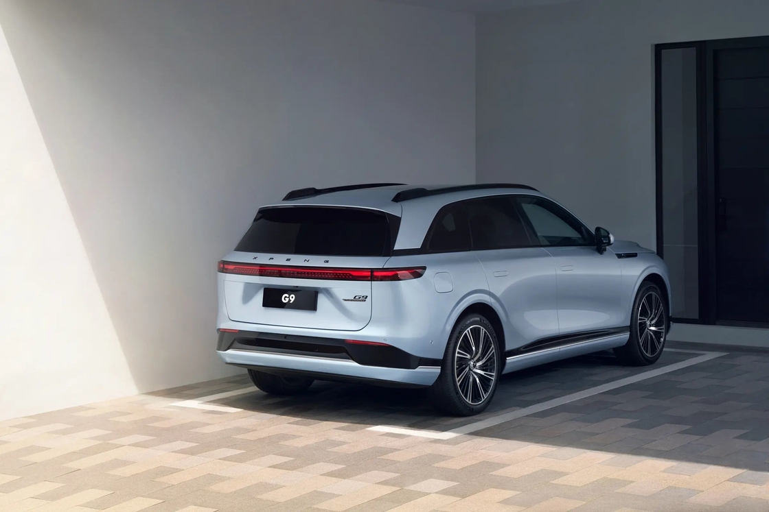 Средний до крупного размера электромобиль Xiaopeng 5 дверей 5 мест Xpeng G9 Чистый электромобиль