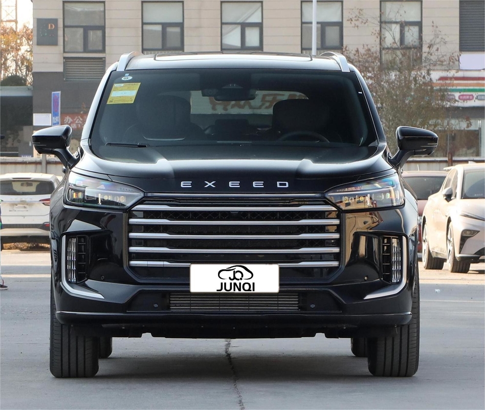 Роскошный бензиновый внедорожник Chery EXEED VX с гибридной силовой установкой для требовательных потребителей