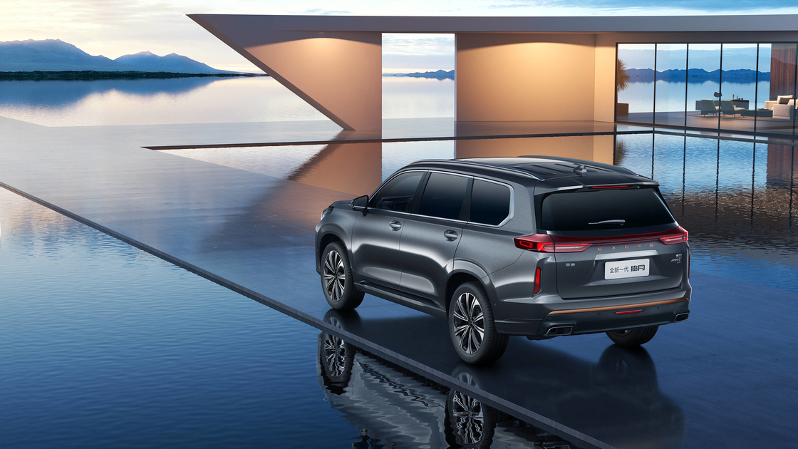 1.5L Дислокация Chery бензиновый автомобиль EXEED VX Передний привод бензиновый автомобиль 195 км / ч