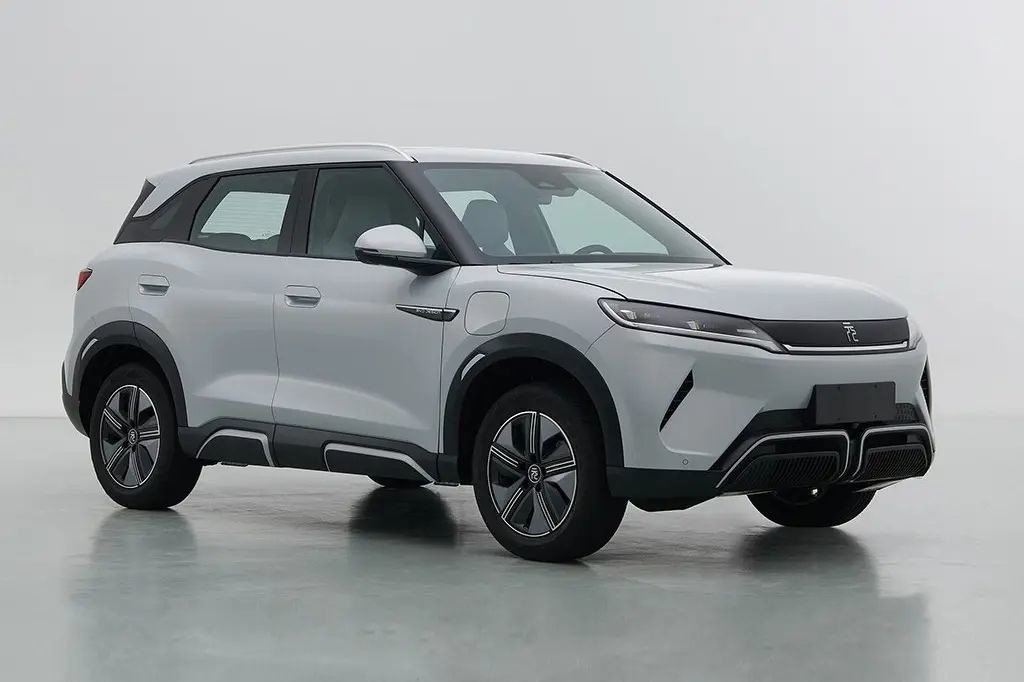 Откройте для себя мощь BYD Yuan Up Electric Car Yuan UP для городской жизни