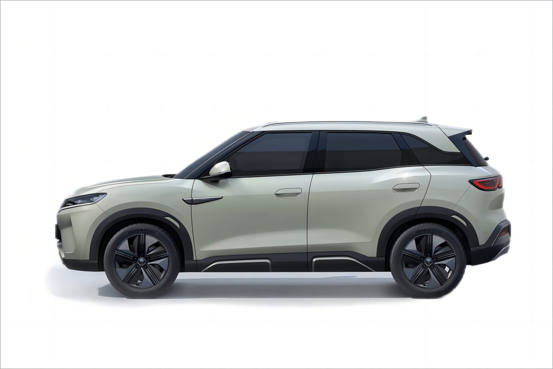 2WD BYD Электромобиль Юань Вверх EV 301 км / 401 км 5 дверей 5 мест Малый внедорожник