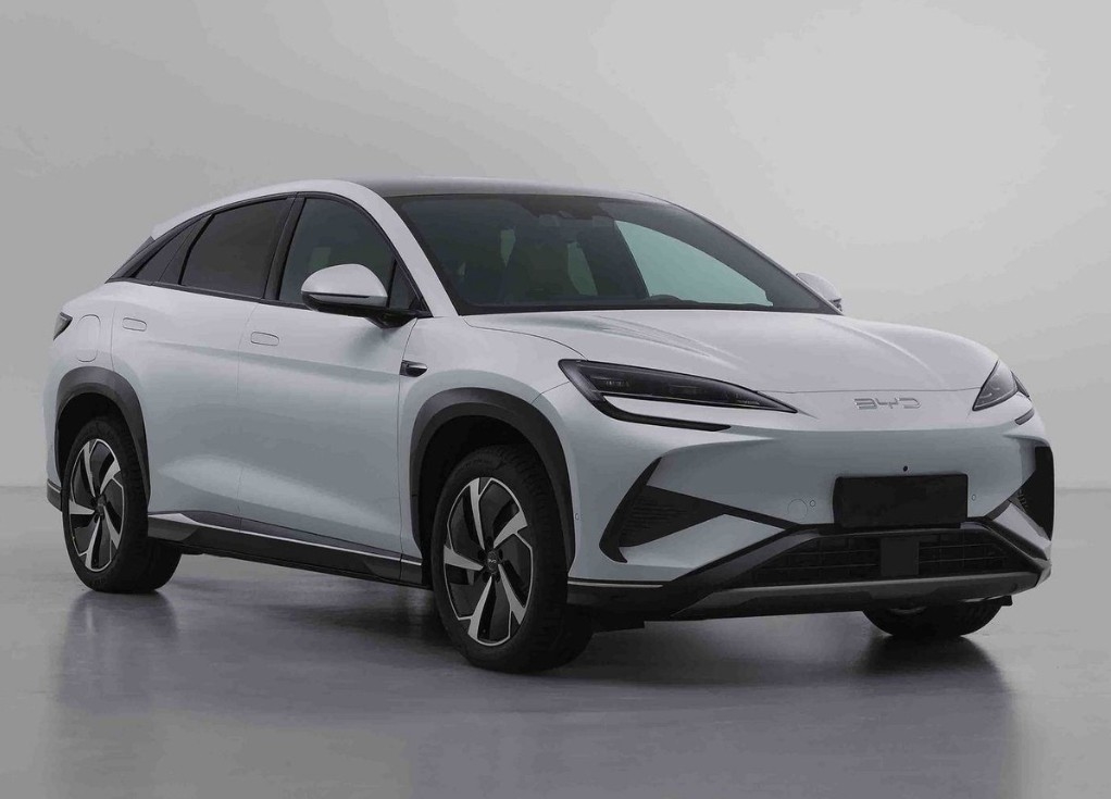 Роскошный электромобиль BYD левый привод BYD Sea Lion 07 EV быстрая зарядка 0,42 часа