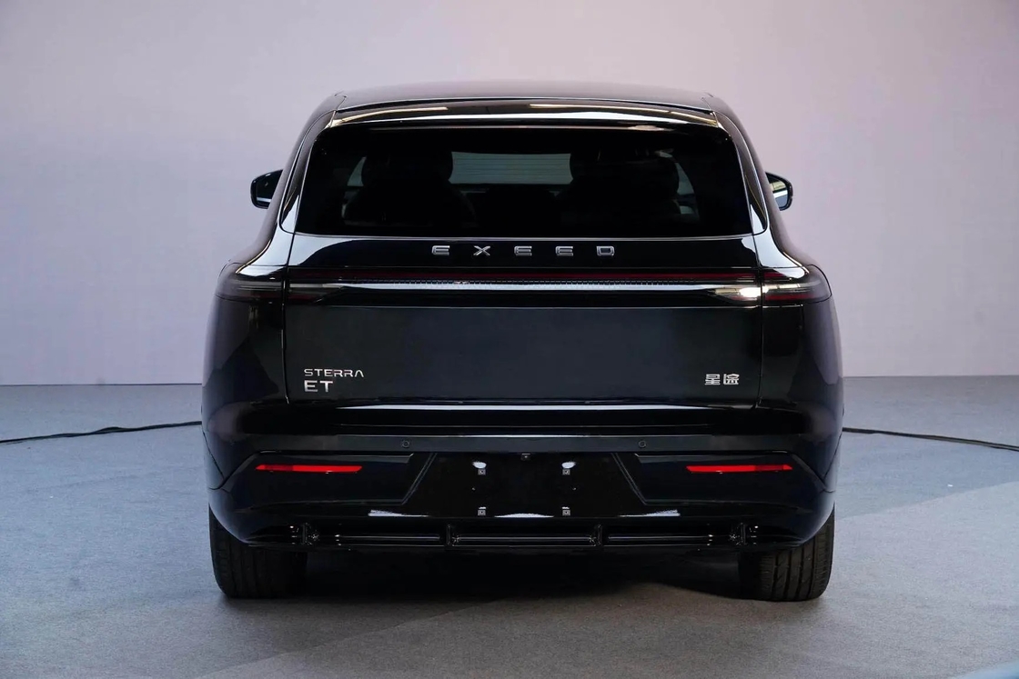 200 км / ч Chery Electric Car SUV EXEED ET 290 Нм крутящий момент с боковой подвеской двери