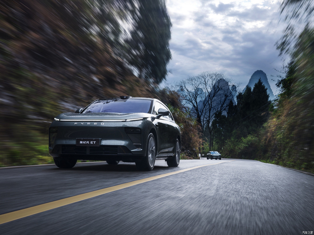EXEED ET Chery Электрические транспортные средства 245KW 650Nm крутящий момент для роскошной и устойчивой езды