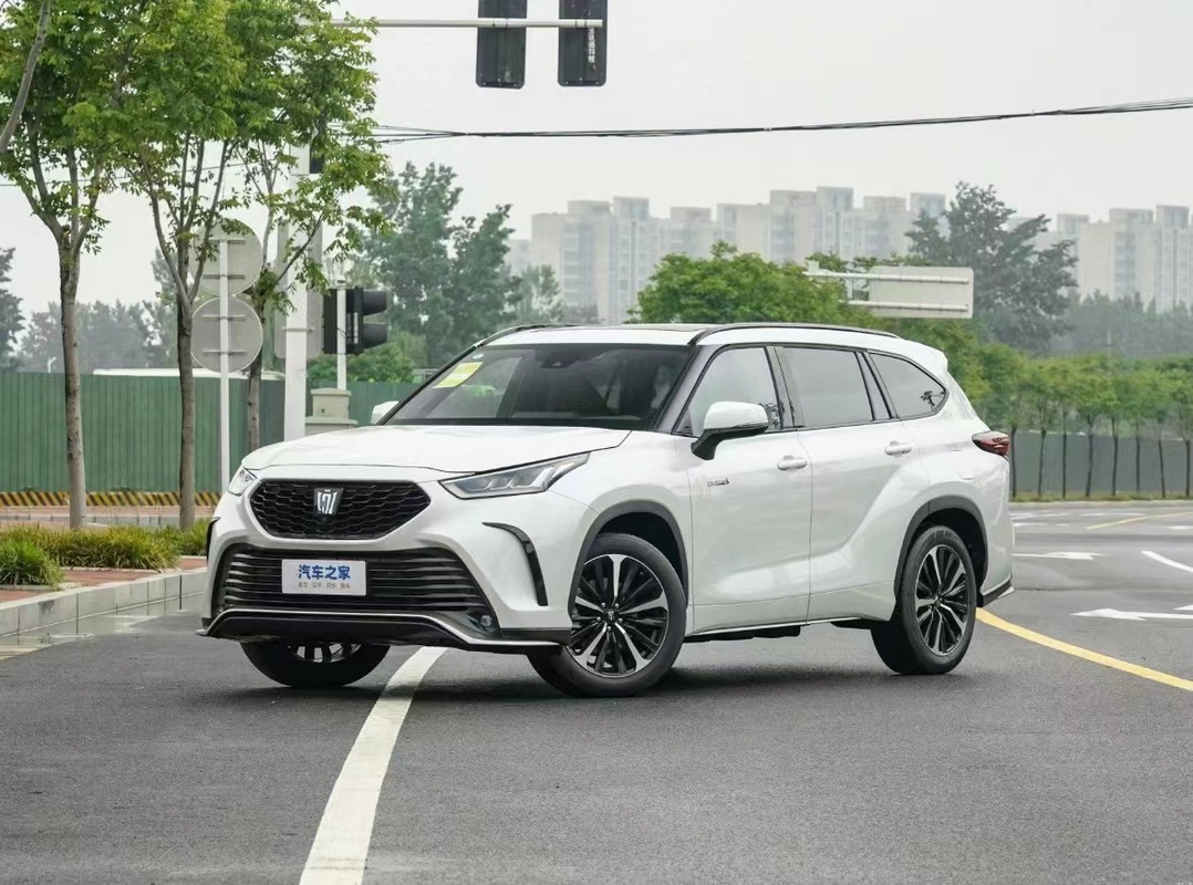 Toyota Crown Land Release Lufang Электромобиль с полным приводом EV 155 mph Максимальная скорость