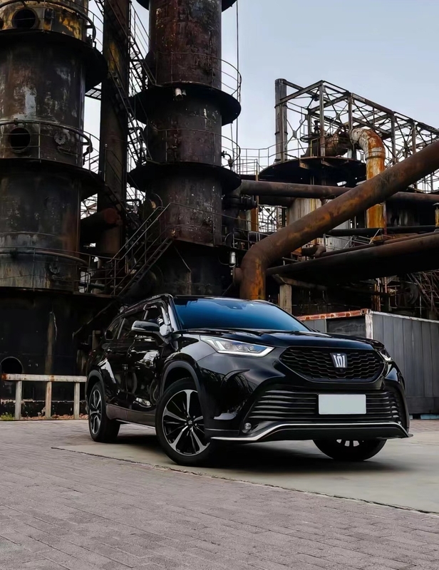 Седан Гибридный Toyota Электрический автомобиль 4 двери 5 мест Toyota Crown Land Release