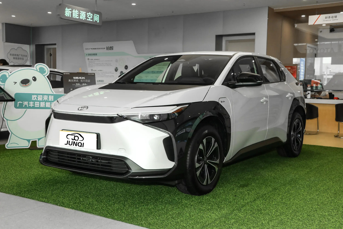 120 mph FWD Toyota Bz4x Электромобиль Хэтчбек Средний размер внедорожник Чистый электрический 204 л.с.
