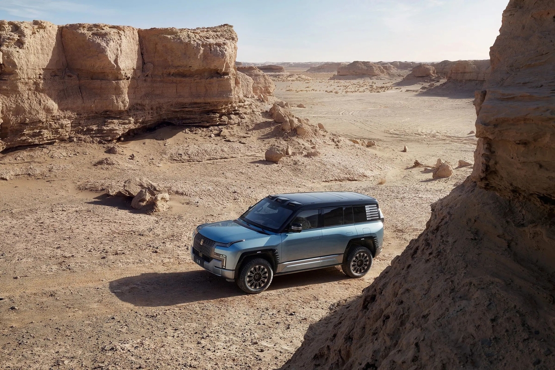Новый внедорожник Jeep Электрический внедорожник 4X4 транспортное средство BYD Yangwang U8 Посмотреть вверх автомобиль