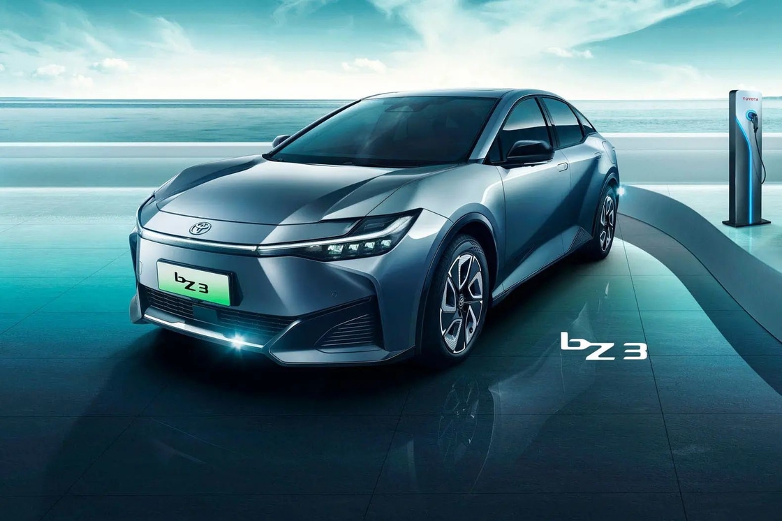 Средний размер Toyota Electric Sedan 517 км Elite PRO Чистый электрический Toyota Bz3 EV