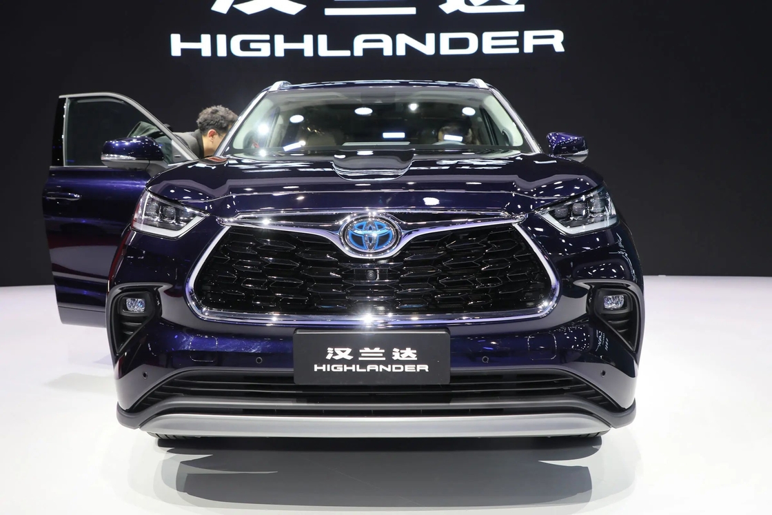 4 двери 5 мест Toyota Highlander Автомобиль с топливным турбонаддувом и гибридной системой