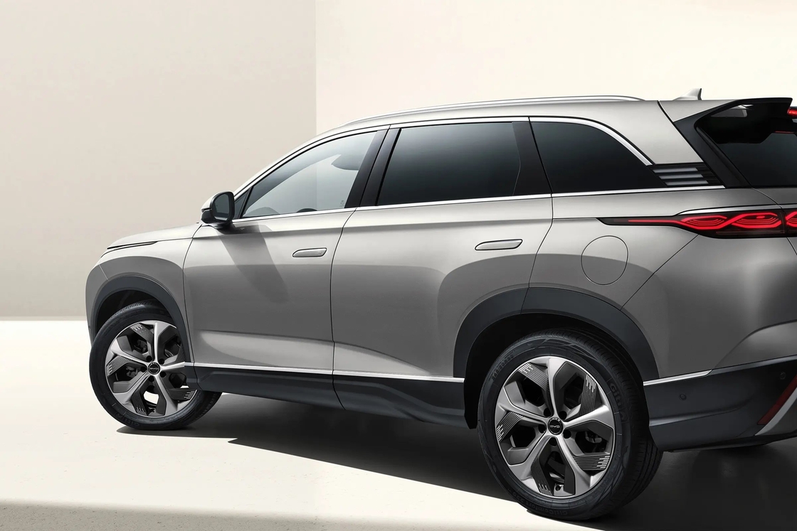 Новая энергия BYD Электромобиль BYD Фрегат 07 Dm-I EV Автомобили SUV