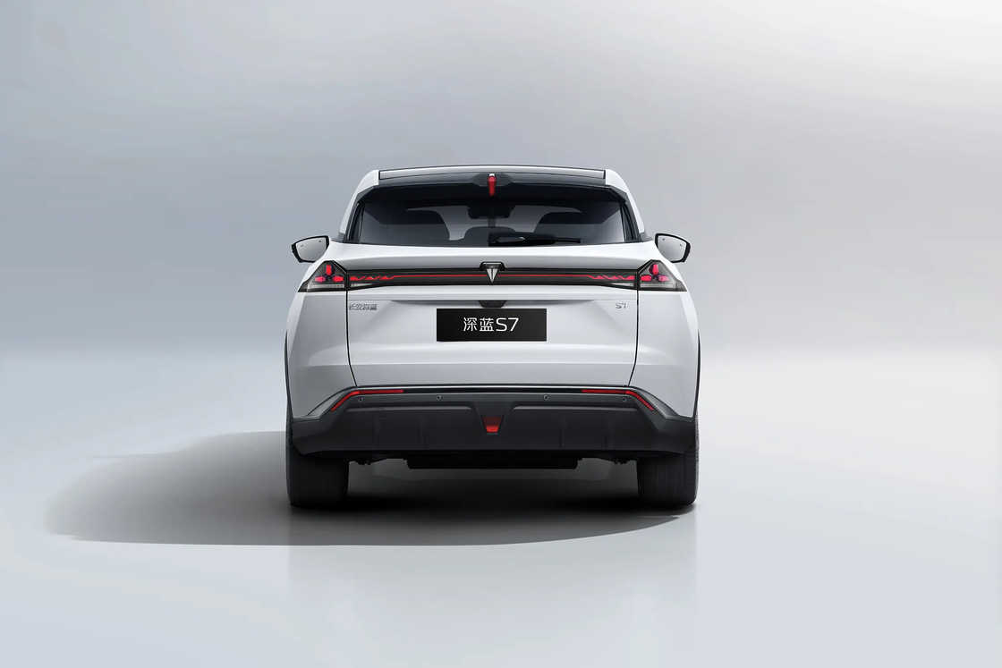 Седан Тип Changan Электромобиль SUV Расширенный диапазон Changan Новые энергетические транспортные средства