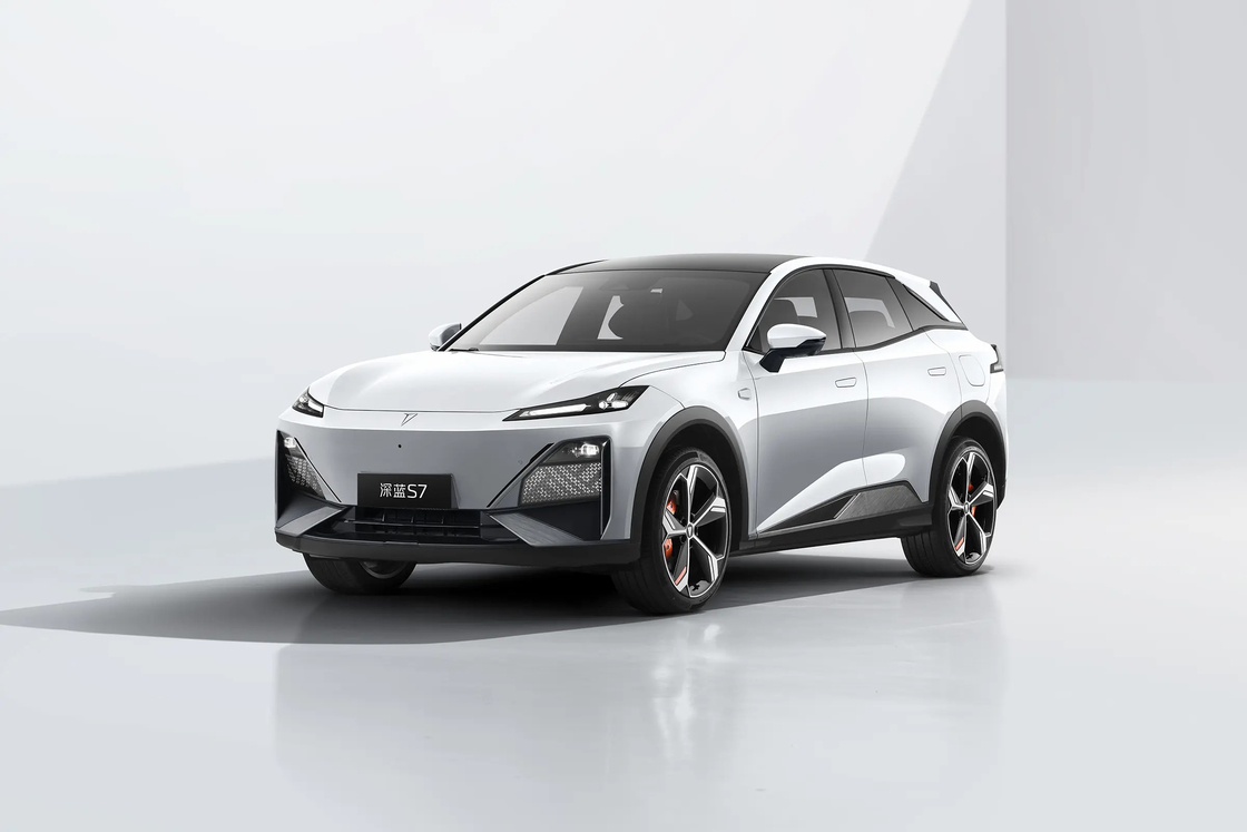 Седан Тип Changan Электромобиль SUV Расширенный диапазон Changan Новые энергетические транспортные средства