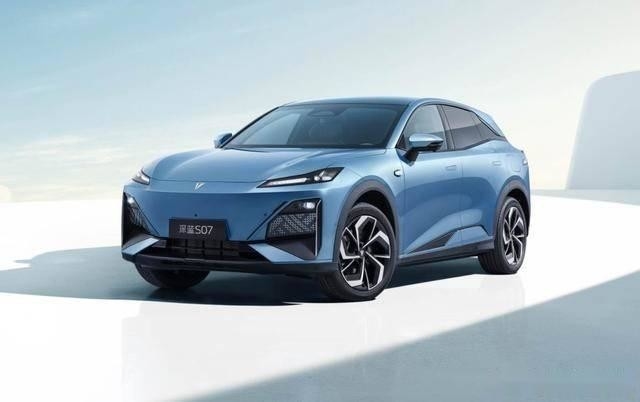 Высокопроизводительный FWD Changan Electric Car Deep Bule 07 SUV среднего размера