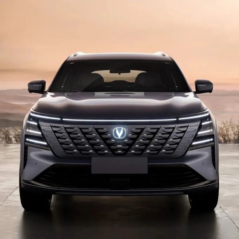 Бензиновый Changan CS75 Plus Автомобиль 10 - 15 км/л Эффективность топлива 200 км/ч Максимальная скорость