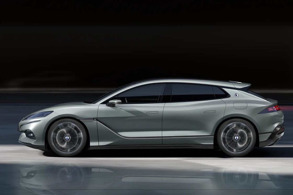 2024 DENZA Z 9 GT Luxury Intelligent Plug-In Hybrid 5-дверный 5-местный