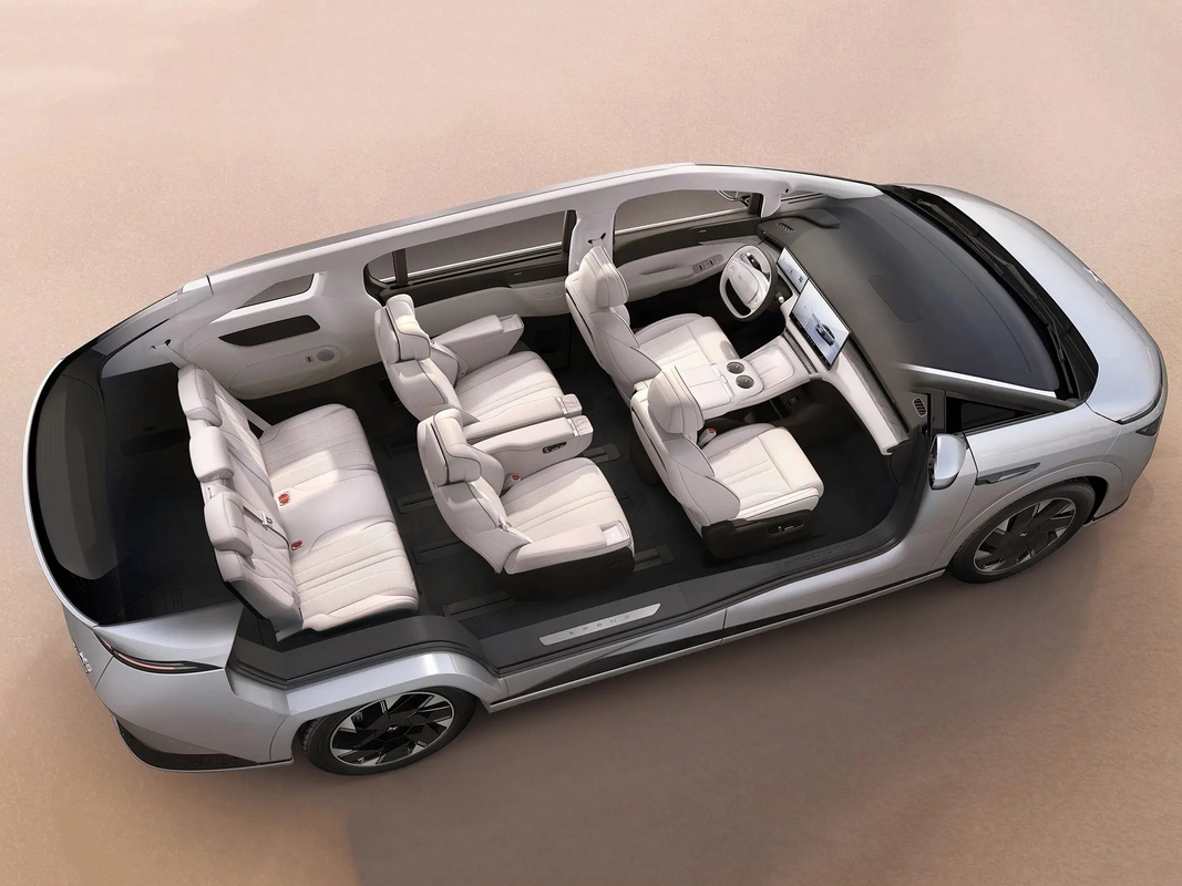 2024 Xpeng X9 702 Ultra Long Range Pro / Max Edition EV 7-местный MPV с 320 лошадиными силами Новый автомобиль FWD Евро VI Xpeng X9 Из КитаяV
