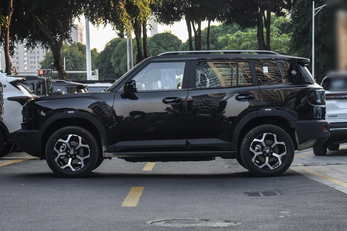Jetour Шанхай T1 2024 1.5TD Xiangshan Новый автомобиль 2025 1.5 2.0 T 4WD Турбо автомобили бензин бензин гибридный внедорожник Автомобиль на складе оптом