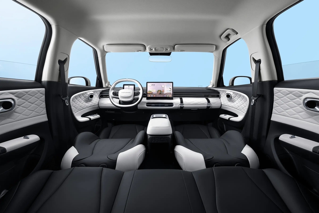 Изготовлен в Китае Мини-SUV Dongfeng Nami 01 с высококачественной видеосистемой развлечений готовы на складе