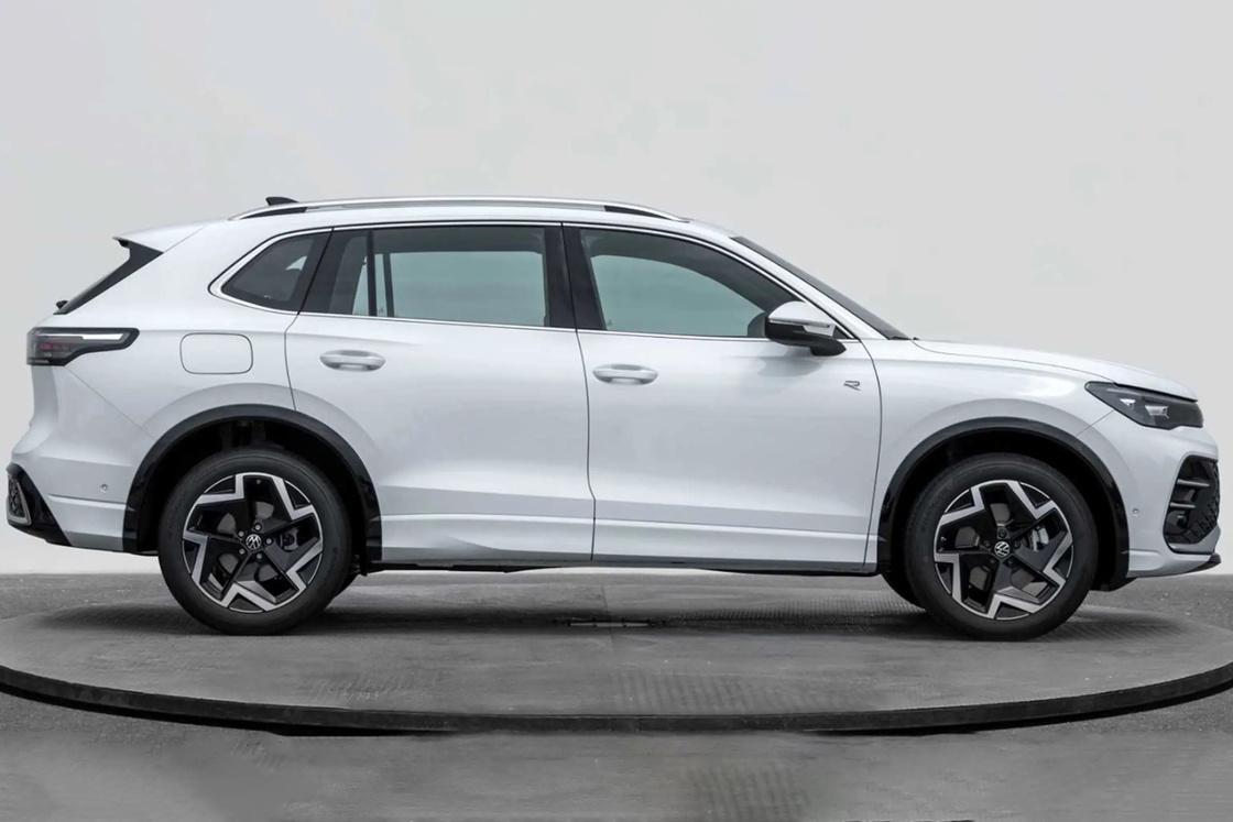 Горячая продажа Volkswagen Tiguan 2024 330TSI Китайский внедорожник спортивный автомобиль использованный экспорт для продажи