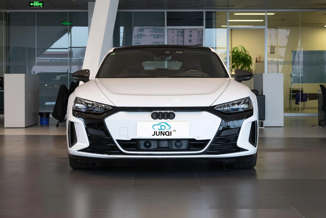 2024 Audi Q4 Etron Q5 Etron RS Etron Etron Gt Электрическое транспортное средство 4-колесный внедорожник EV Автомобиль для взрослых Новый подержанный автомобиль Высокая скорость Новый энергетический автомобиль Электрический электромобиль