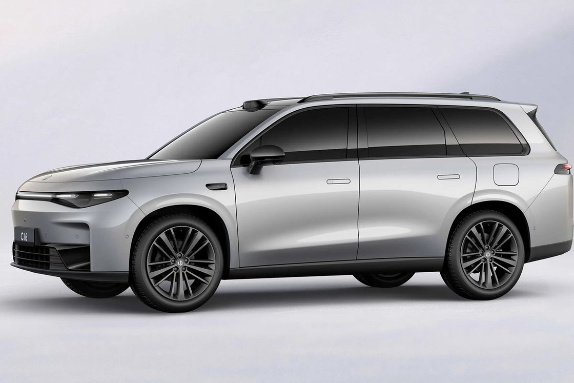 Leapmotor Electric Car Extended Range 200 Edition 3 ряда по 6 мест для использования большого пространства