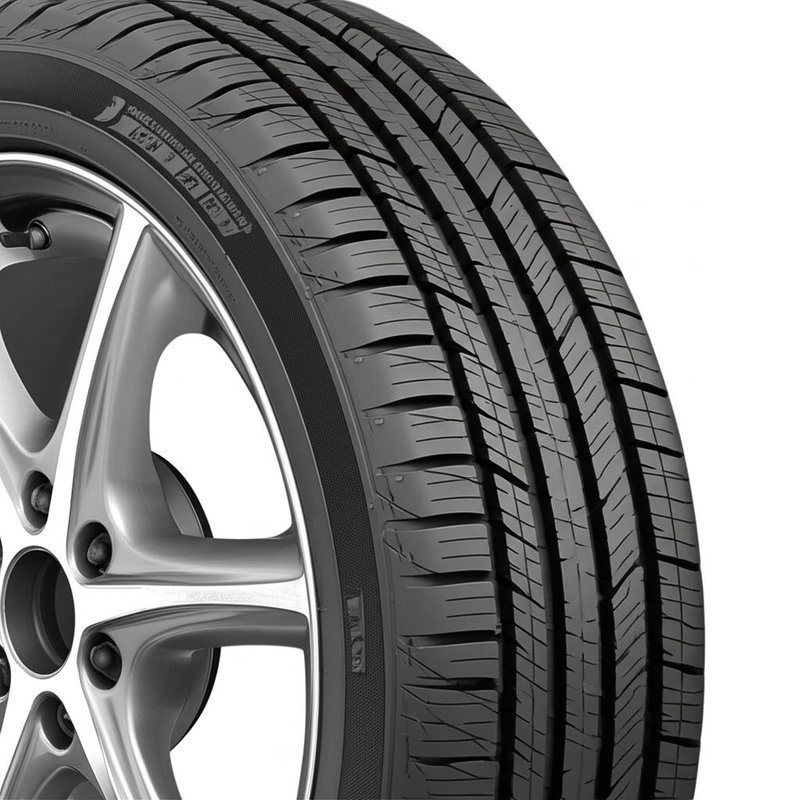 Надежное вождение с Taoota Автомобильный автомобиль 215/60 R17 шины и 1000-1600cc Дислокация