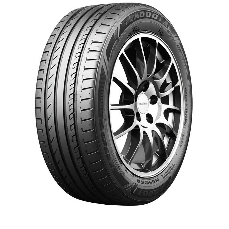 Шина 215/60 R17 для автомобиля Taoota с максимальной скоростью 180 км/ч